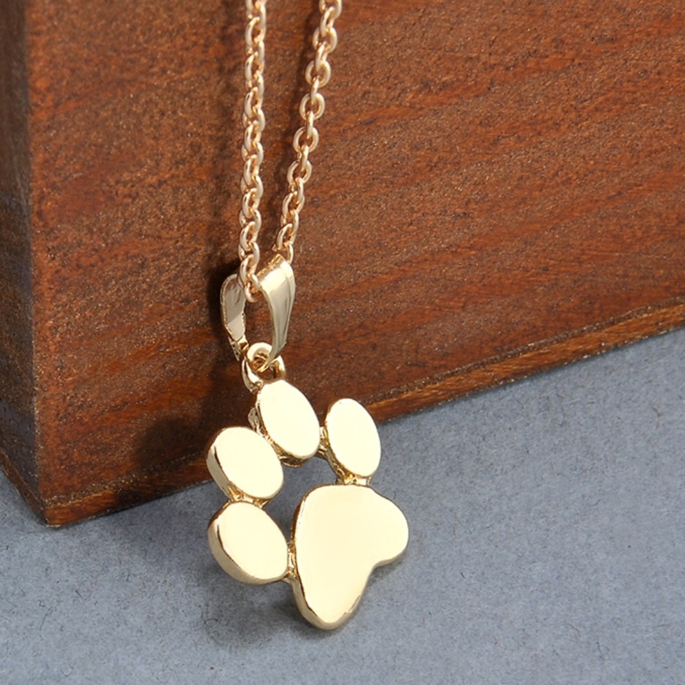 🐶 Precious Pet Paw Necklace- gold tone